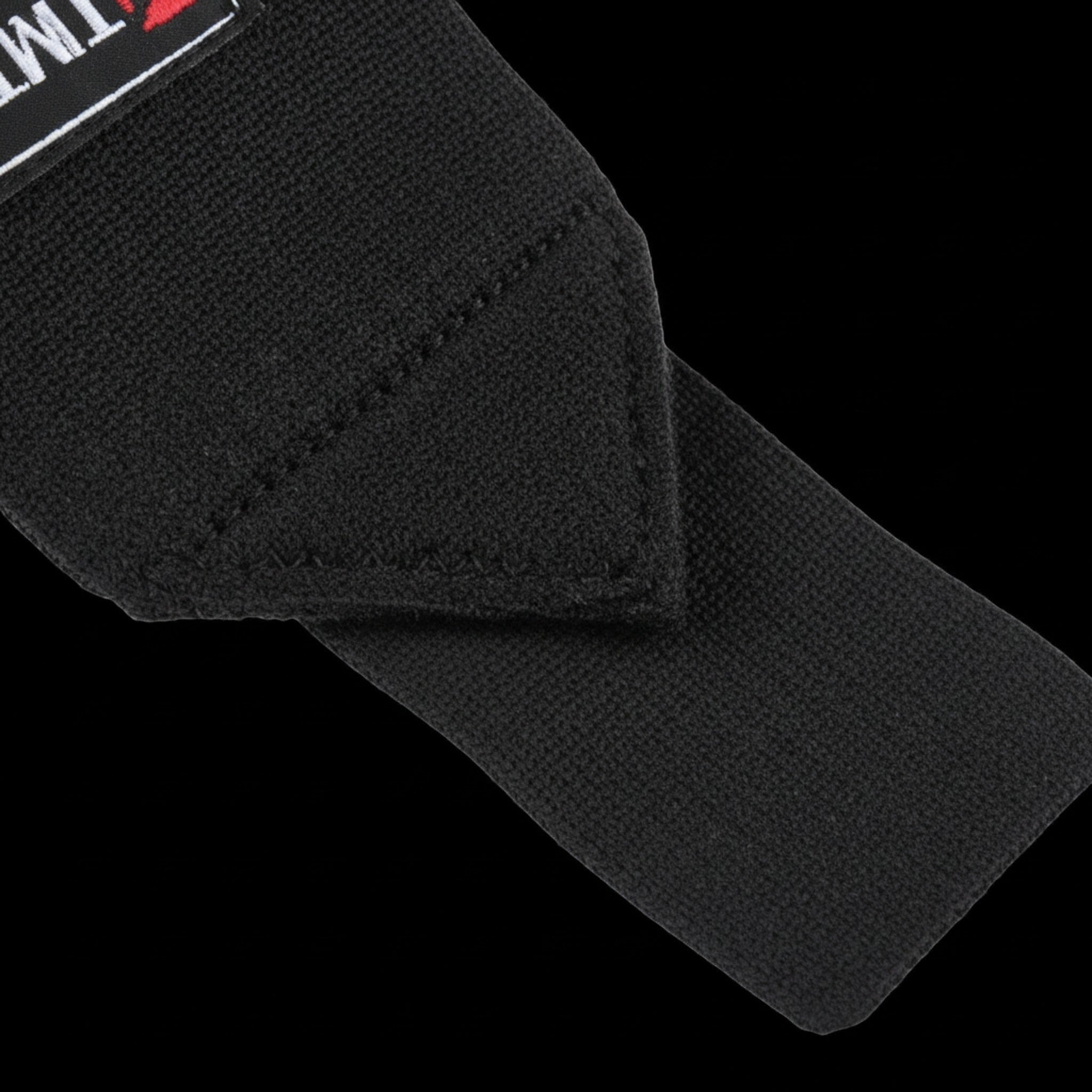 Reliable lifting straps designed to support your workout routine and improve grip during training sessions.